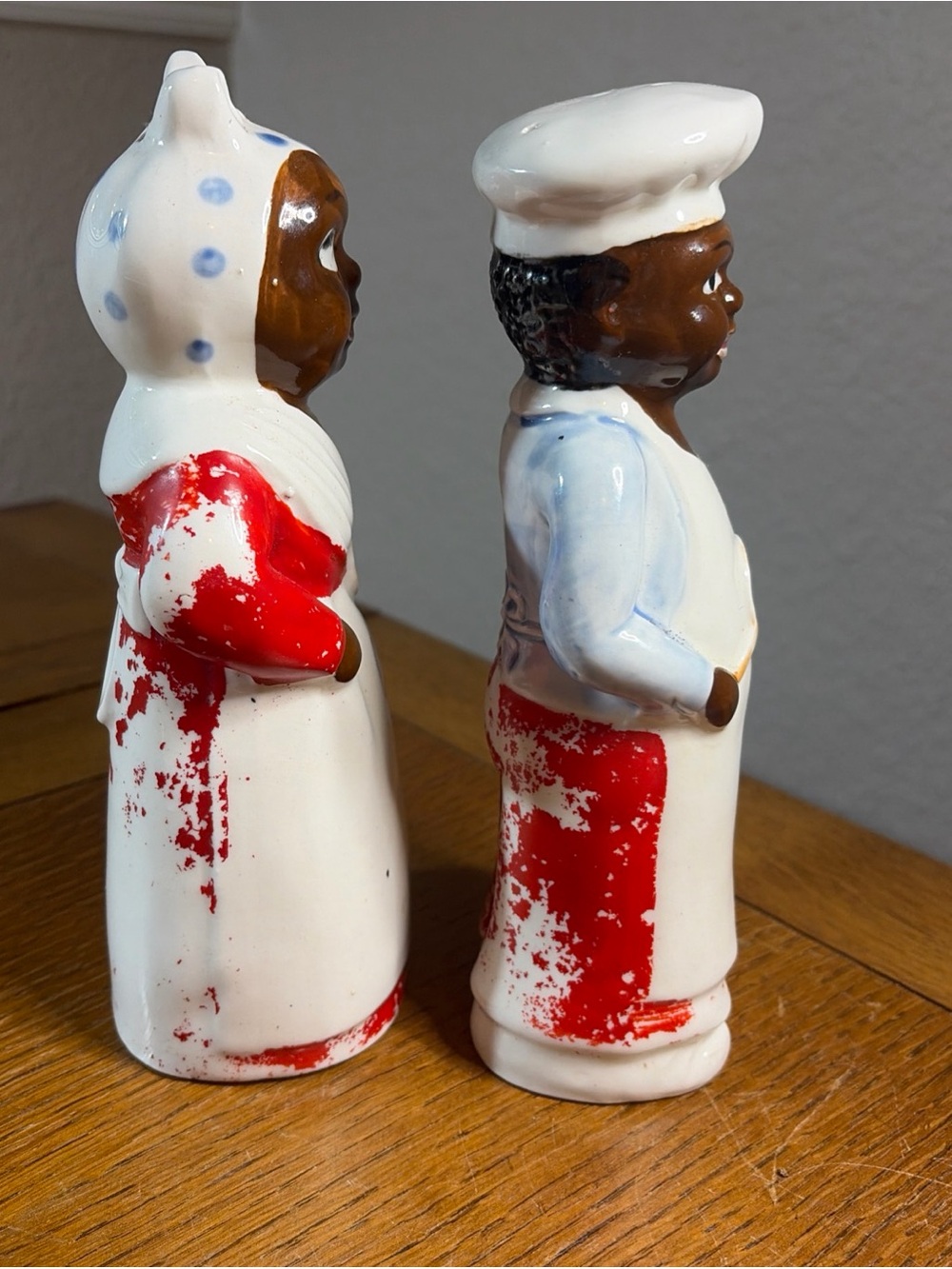 Vintage Large Americana Salt & Pepper Shakers (1940s–50s)  8” - Picture 4 of 8